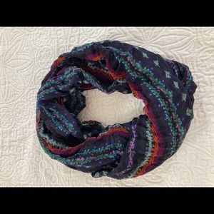 American Eagle colorful infinity scarf